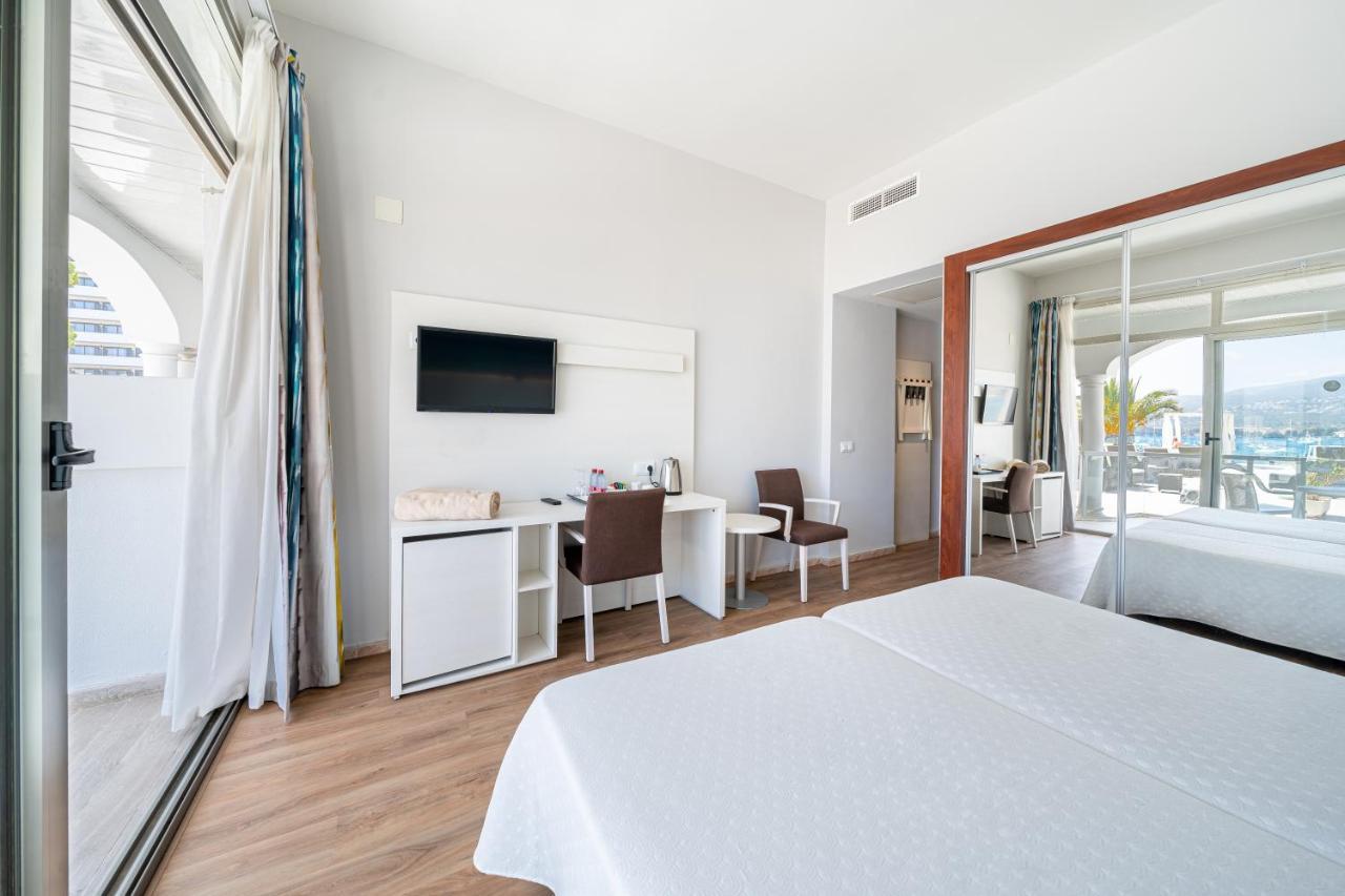 Twin Room Sea View Direct Access to Solarium,1264186009:JPEG
