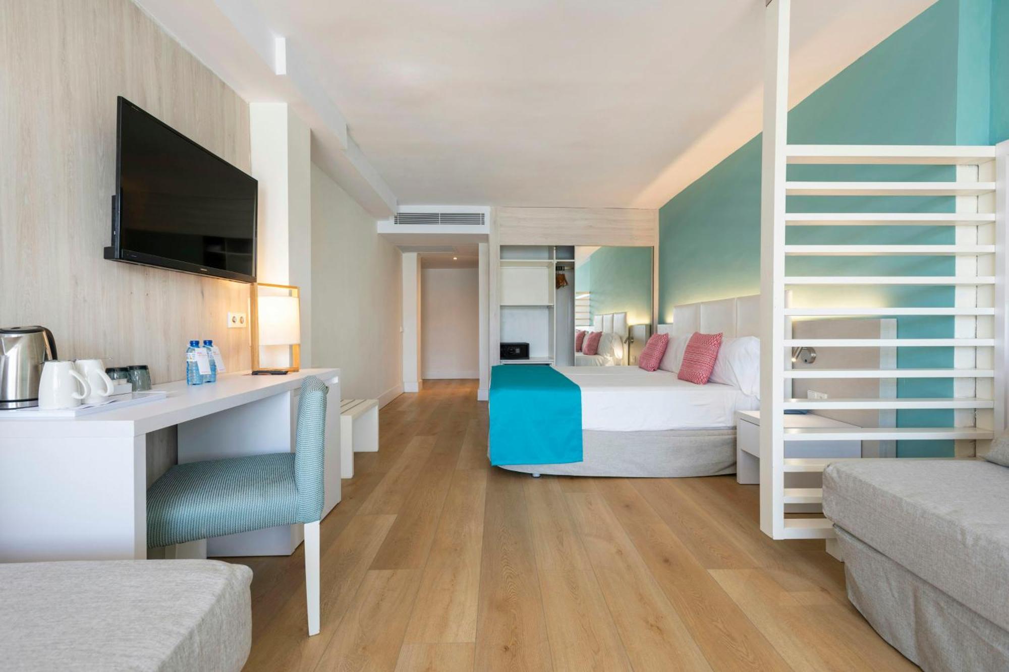 Chambre Quadruple Deluxe